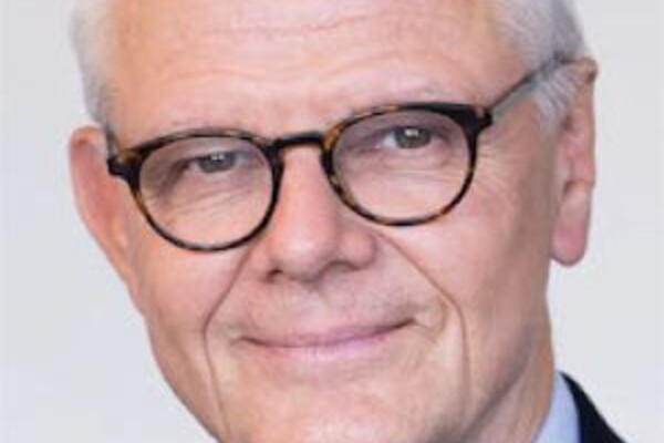 James T.Rutka